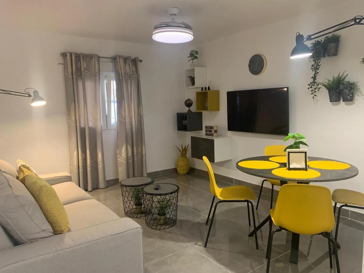Loben House Apartamento Cádis